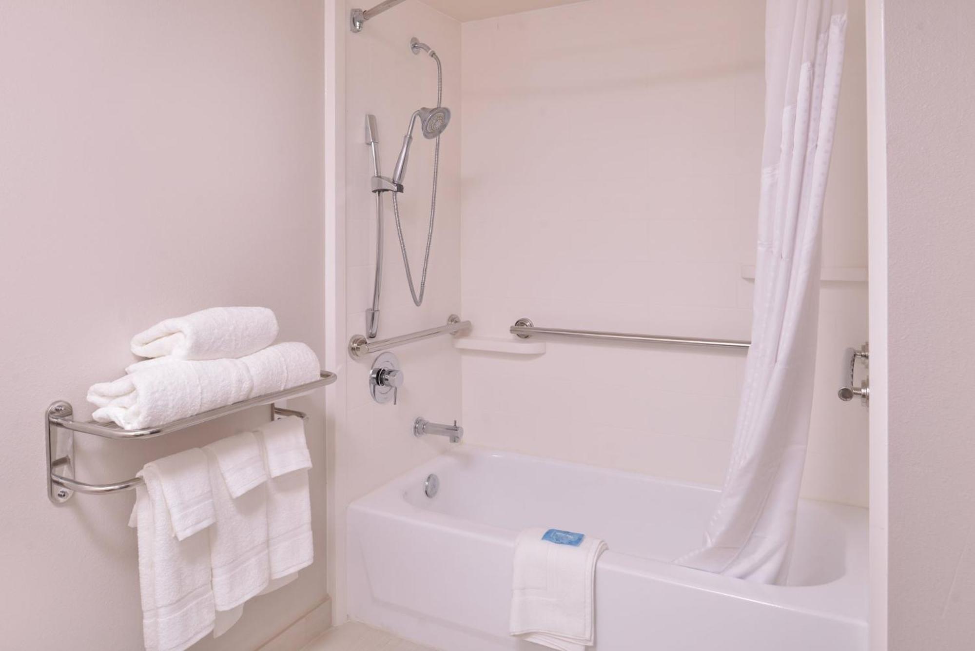 Holiday Inn Express Hotel And Suites Mesquite By Ihg Extérieur photo
