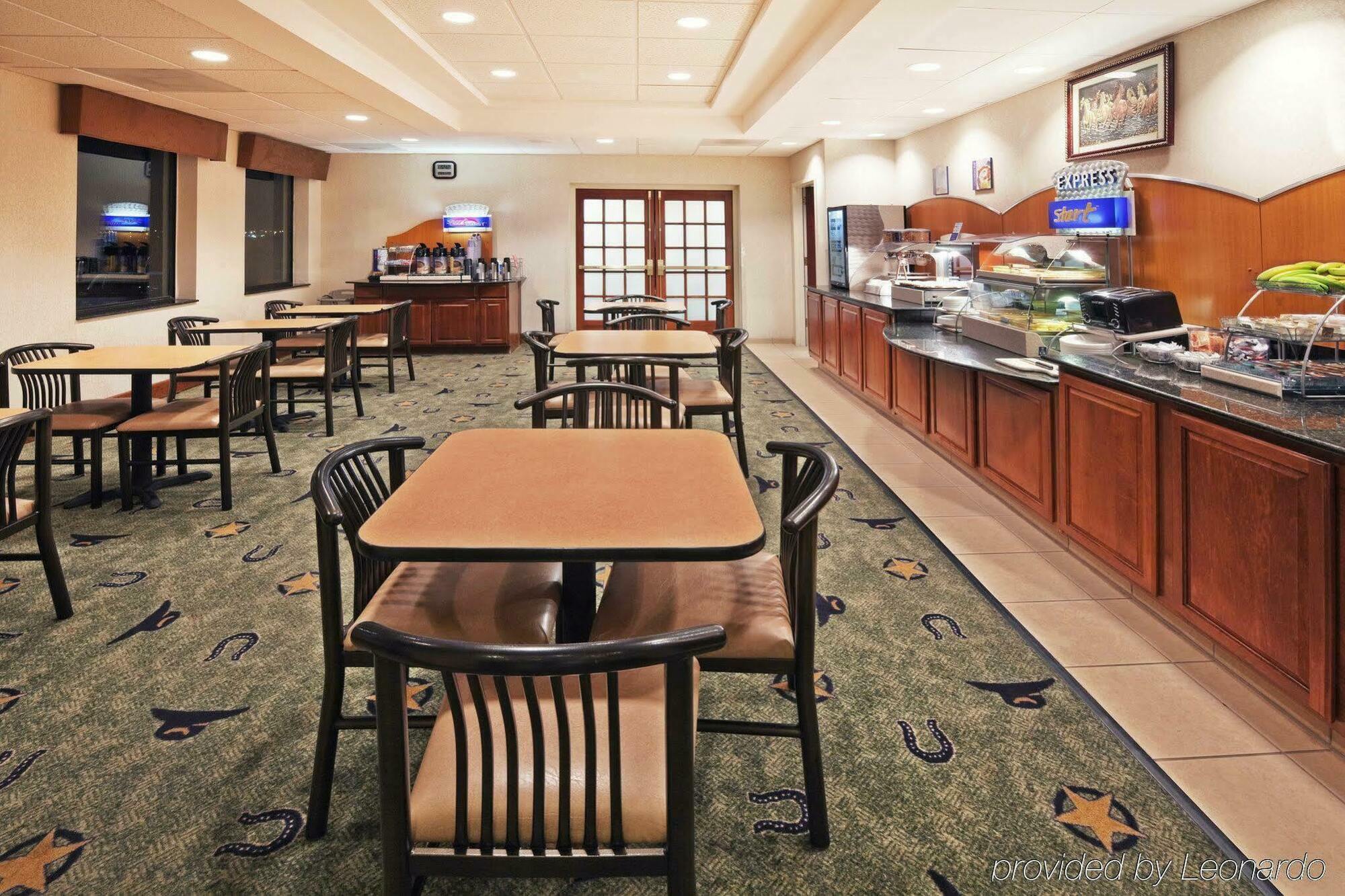 Holiday Inn Express Hotel And Suites Mesquite By Ihg Extérieur photo