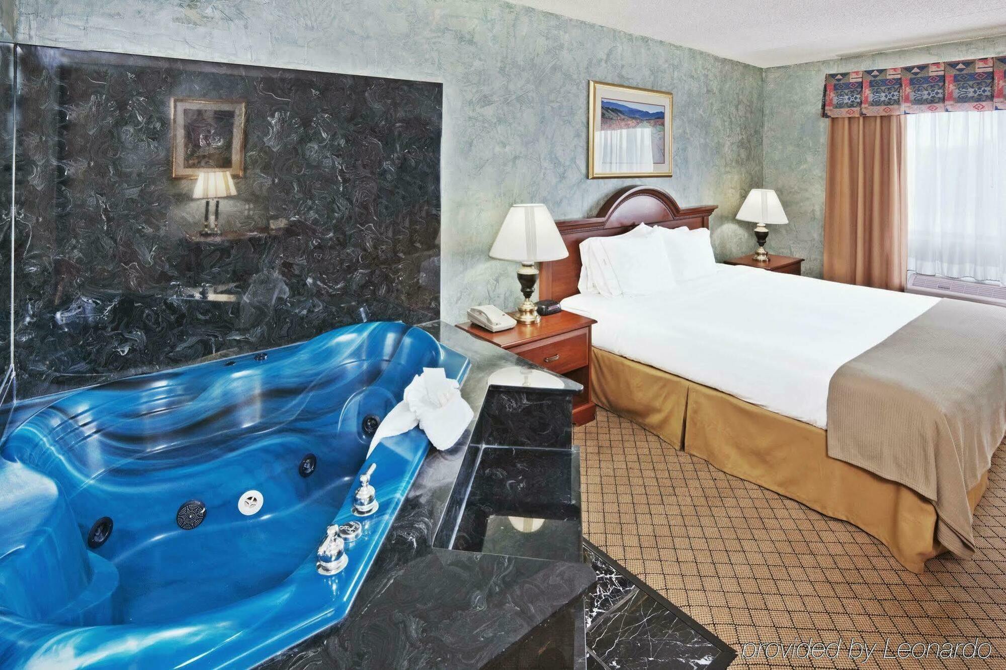 Holiday Inn Express Hotel And Suites Mesquite By Ihg Extérieur photo