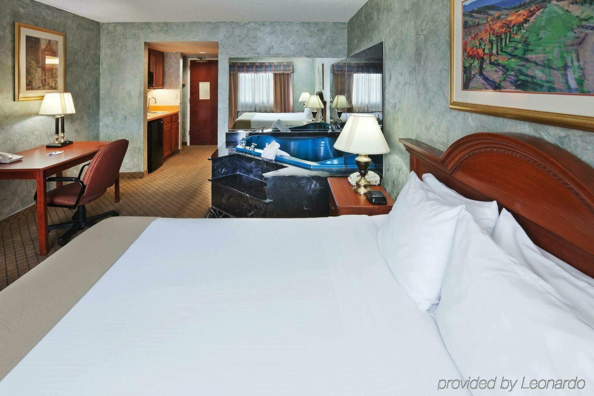 Holiday Inn Express Hotel And Suites Mesquite By Ihg Extérieur photo